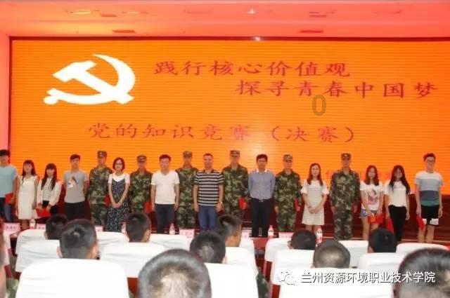 小猫钓鱼游戏龙王版有船